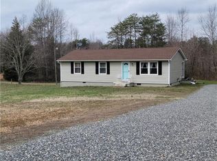 7682 Fredericks Hall Rd, Mineral, VA 23117