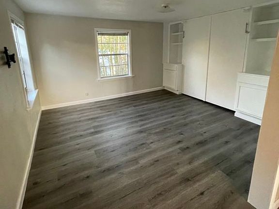 5th image of 2227 Hyde Park St #2