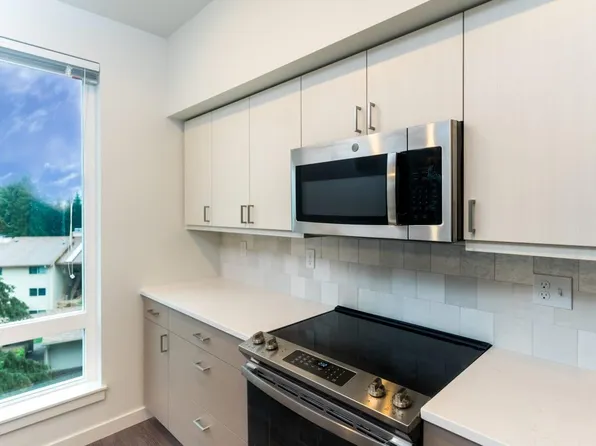 The Larson, 3706 Larson Ln W APT 215, Tacoma, WA 98466