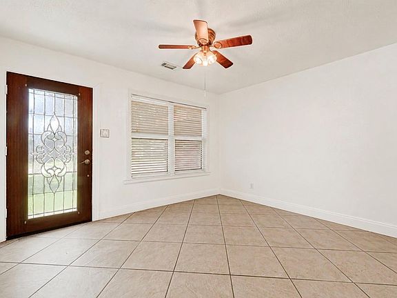 2nd image of 3319 Sophie Ann Dr