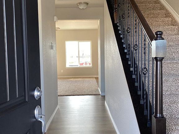 5th image of 1671 Illingworth Dr