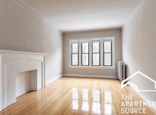 1321 W Estes Ave #33F, Chicago, IL 60626