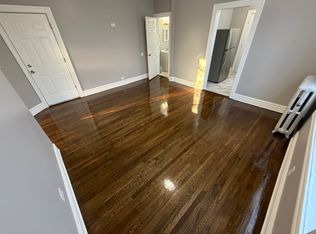 6956 S Vernon Ave, Chicago, IL 60637
