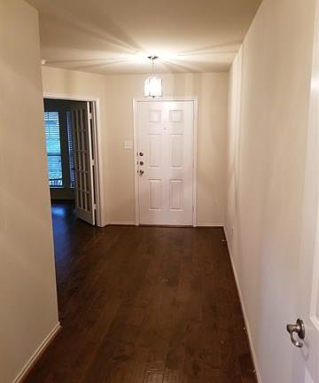 3rd image of 2030 Wellington Point