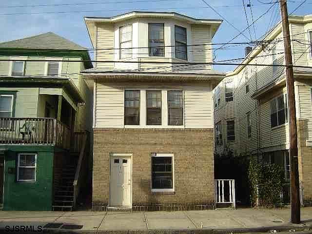 1st image of 1815 Hummock Ave