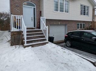 1300 Brackenwood Cres #2, Kingston, ON K7P2W2