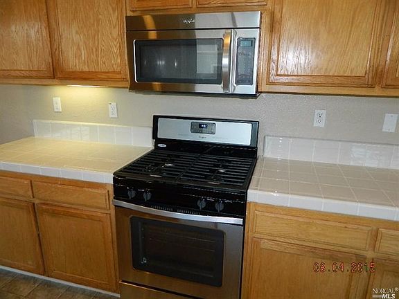 5th image of 7 Marbella Ct