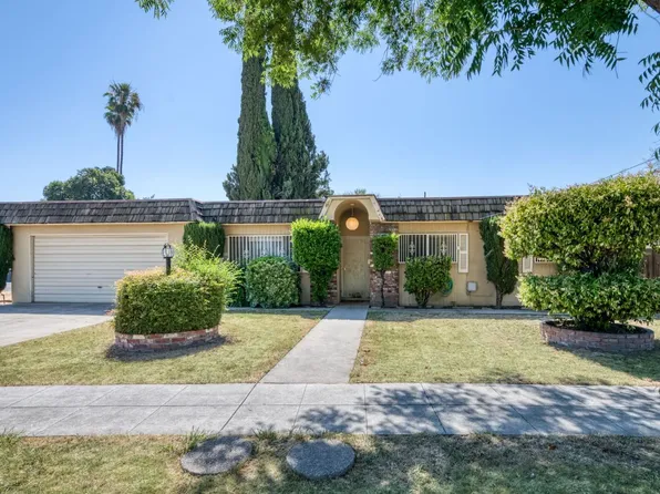 4066 N Tollhouse Rd, Fresno, CA 93726