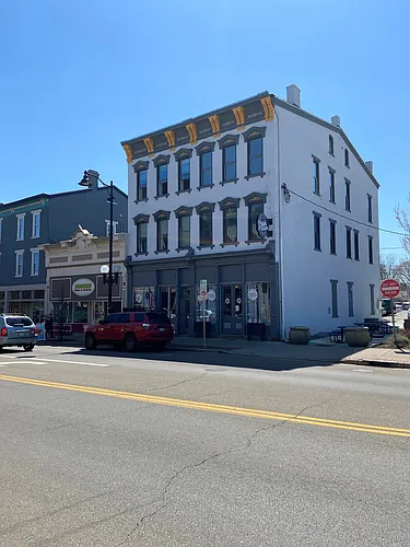 117 S Main St #2E Photo 1
