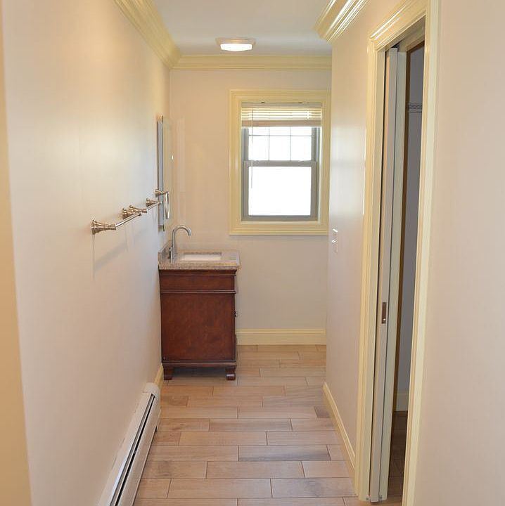 14 Osborne Street 14 Osborne St Danbury CT Zillow