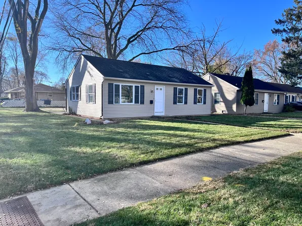 1517 Lyons Ct, Waukegan, IL 60085