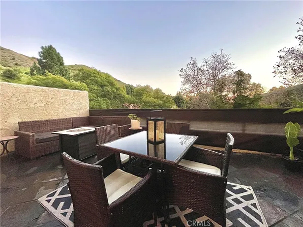 2700 Cahuenga Blvd E APT 2112, Los Angeles, CA 90068