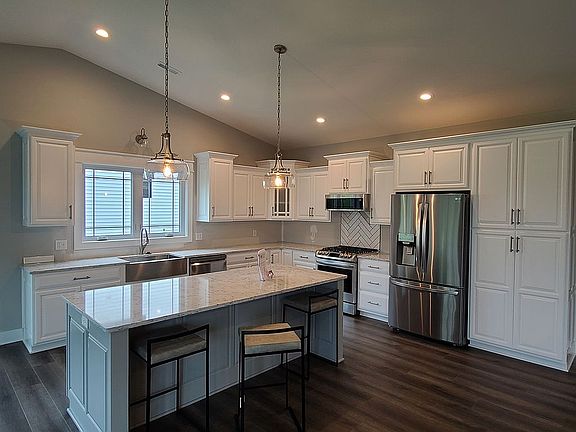 Custom Maple Amish Cabinets