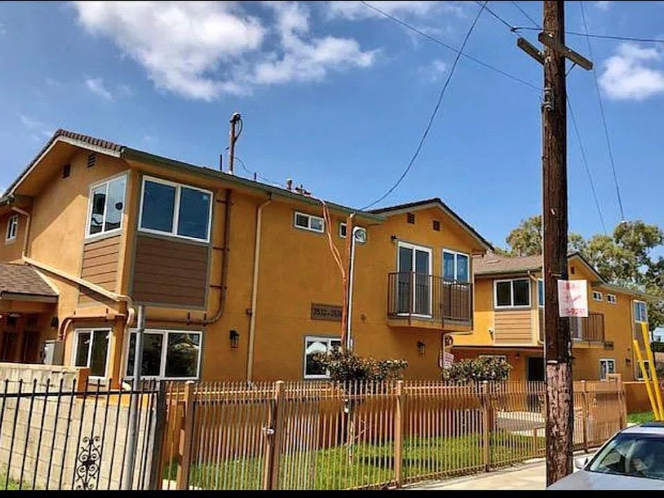 1st image of 3532 W 67th St