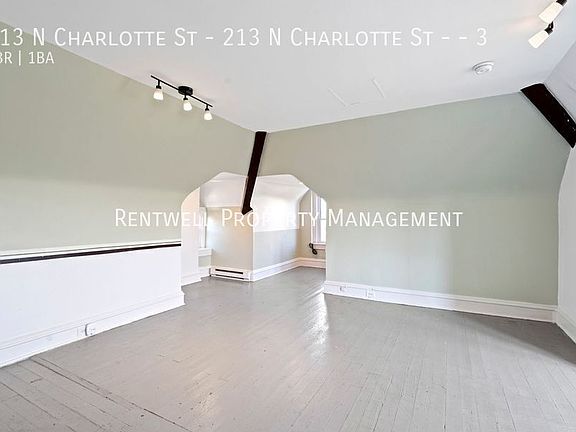 5th image of 213 N Charlotte St APT 3