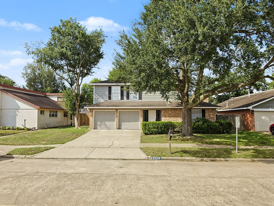 21638 Park Tree Ln
