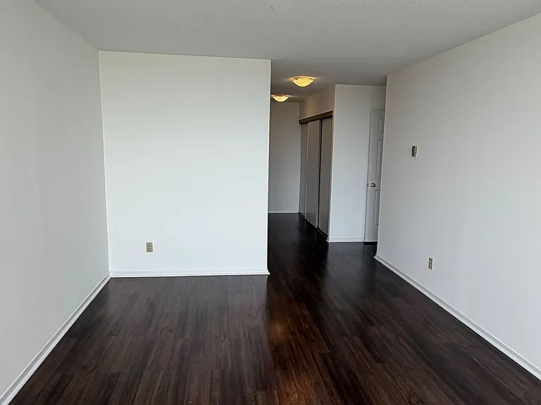 175 Bamburgh Cir #1609 — Photo 9