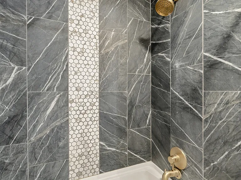 334 W 9th St #1 — Photo 14
