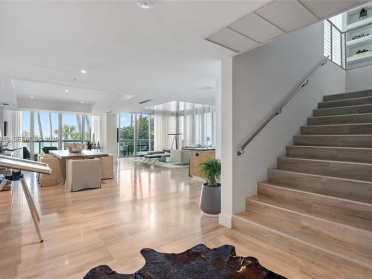 6899 Collins Ave #202 — Photo 9
