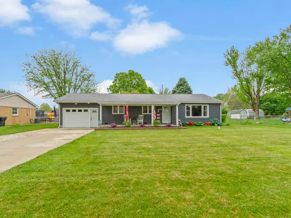 141 E 75th St, Anderson, IN 46013