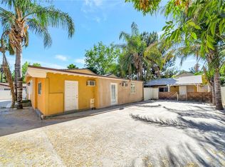 6929 1/2 Amigo Ave, Reseda, CA 91335