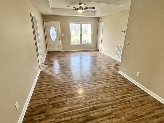 4th image of 808 Princeton Cir