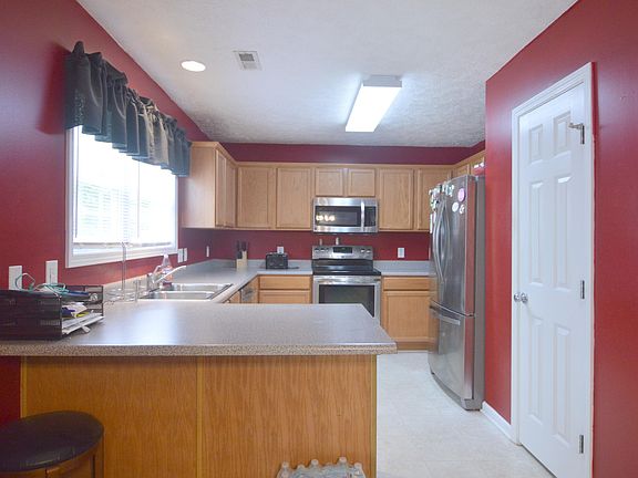 4th image of 9445 Cottonwood Lane SE