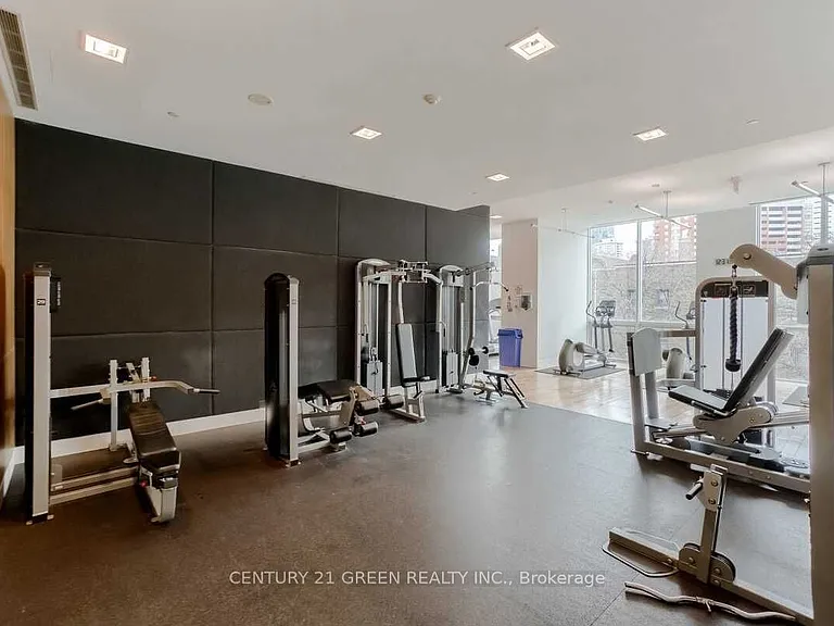 120 Homewood Ave #810 — Photo 11