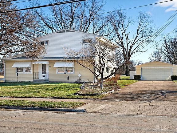 3rd image of 1724 S Belmont Ave