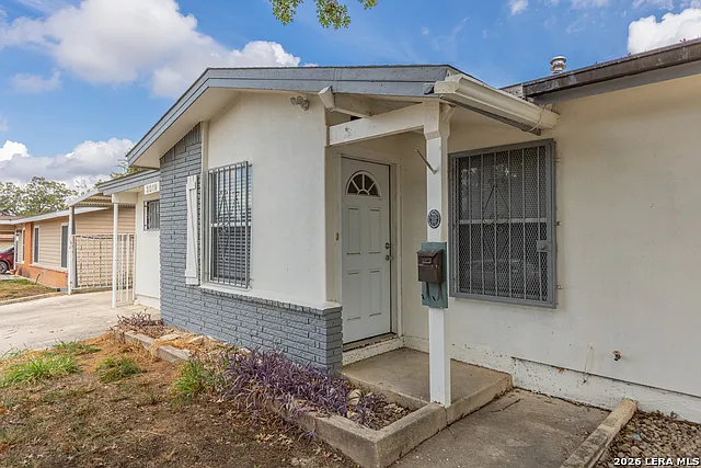 3 bed, 2.0 bath, 1288 sqft, $1,500 — Photo 3