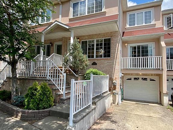 2nd image of 199 Essex Dr
