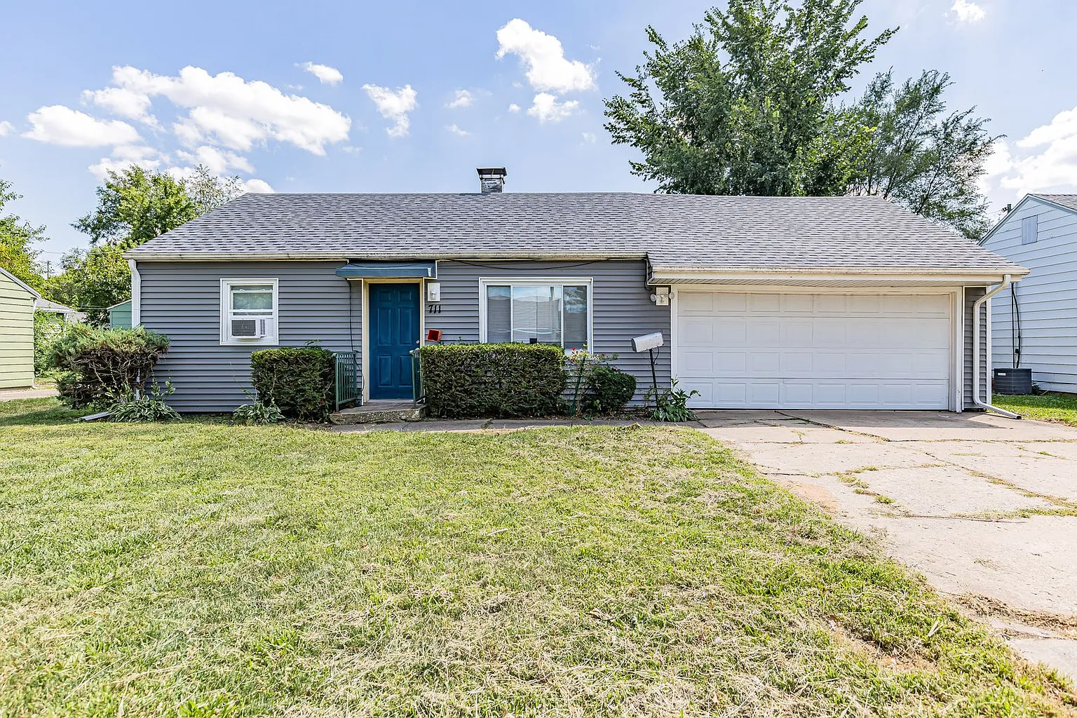 711 Bethume Ct photo 1