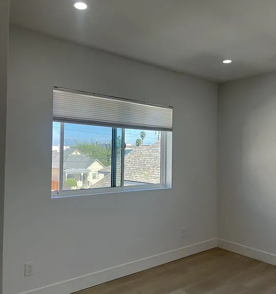 212 E 29th St #214-1/2 — Photo 14