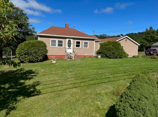 430 Canaan Rd, Skowhegan, ME 04976