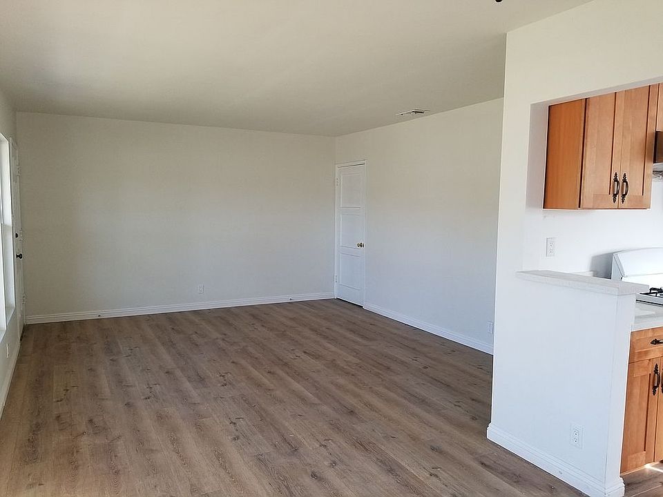1st image of 10420 Miloann St