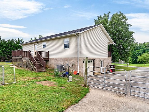 5th image of 4515 Maple Shade Cir