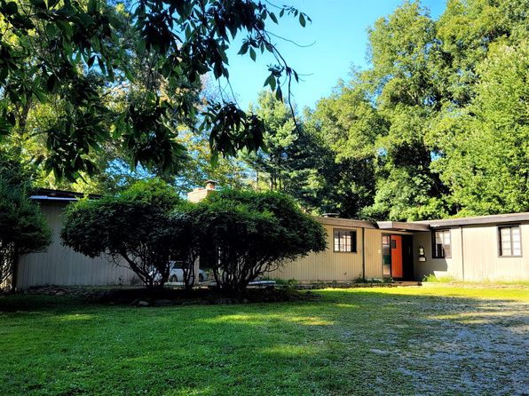 6 Summer Hill Rd