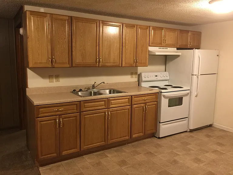 1508 Bloomingdale Rd — Photo 5