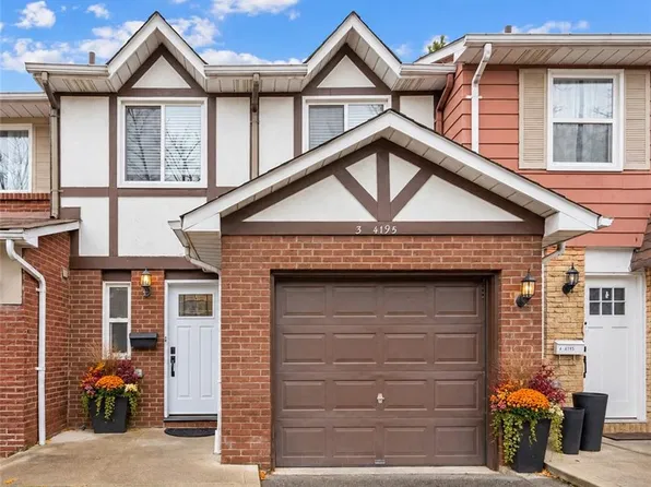 4195 Longmoor Dr #3, Burlington, ON L7L 5J9
