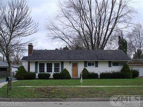 1st image of 129 W Hughes St