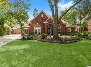 165 W Shadowpoint Cir, Spring, TX 77381