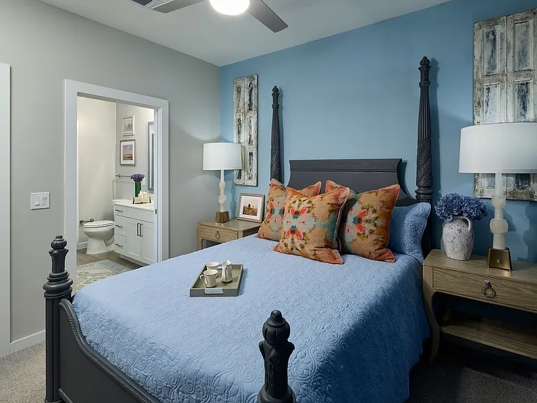 Avenida Carrollton - 55+ Active Adult Apartment Homes — Photo 23