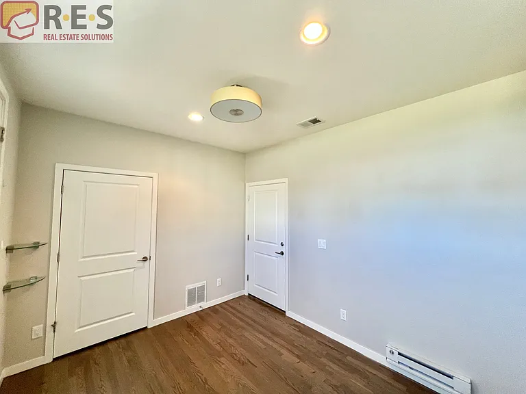 2170 S Josephine St #2 — Photo 11
