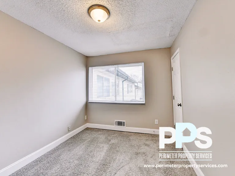 390 W Lake Ave NW #A1 — Photo 17