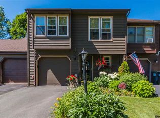 3 Lexington Dr, Clifton Park, NY 12065