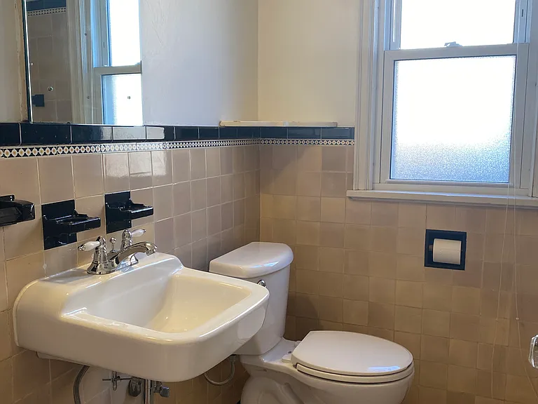 2812 Xerxes Ave S — Photo 22