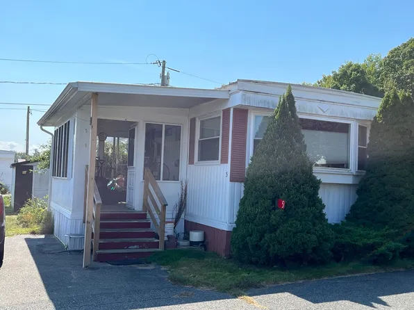 139 West St #5, Hatfield, MA 01038