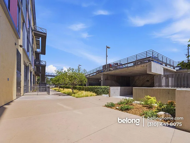 200 N San Fernando Rd #605 — Photo 26