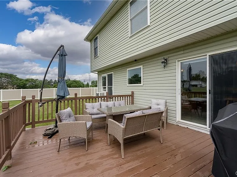 26202 Lafave Rd — Photo 5