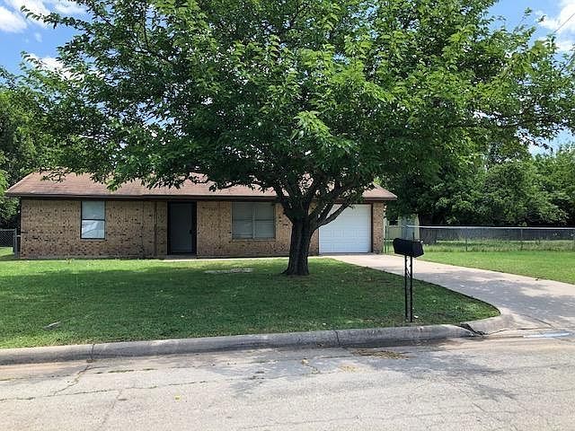 1st image of 1100 SE 14th St